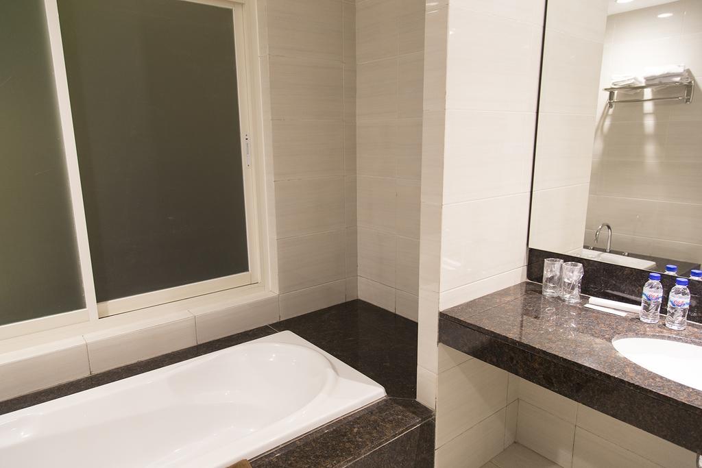 Gm253 Hotel Jember Room photo